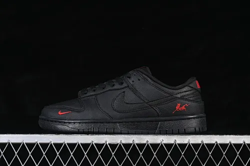 All categories Nk SB Dunk Series Nk SB Dunk Low High-end customized low-top sneakers Nike SB Dunk Low Year of the Horse limited edition black and red High-end customized low-top casual sneakers YF9511-925